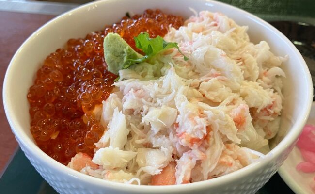 カニいくら丼