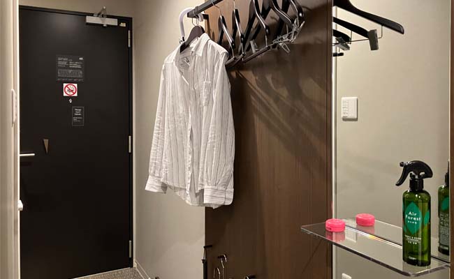 全身が映る鏡で身だしなみも完璧に