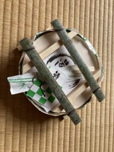 ますのすしのパッケージ