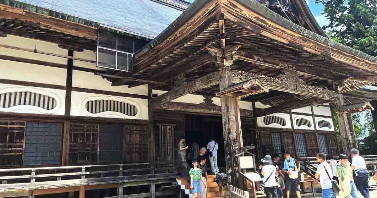 How to worship shrine