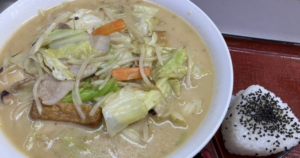 チャンポン麺とおにぎり